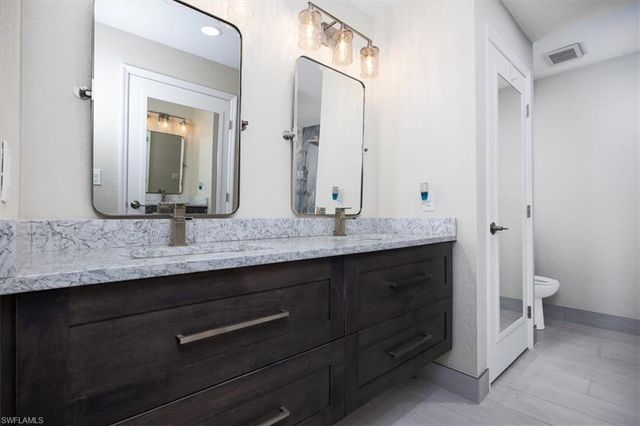 20 NE 8th PL, Cape Coral, FL 33909