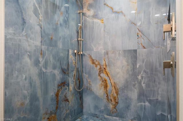 20 NE 8th PL, Cape Coral, FL 33909