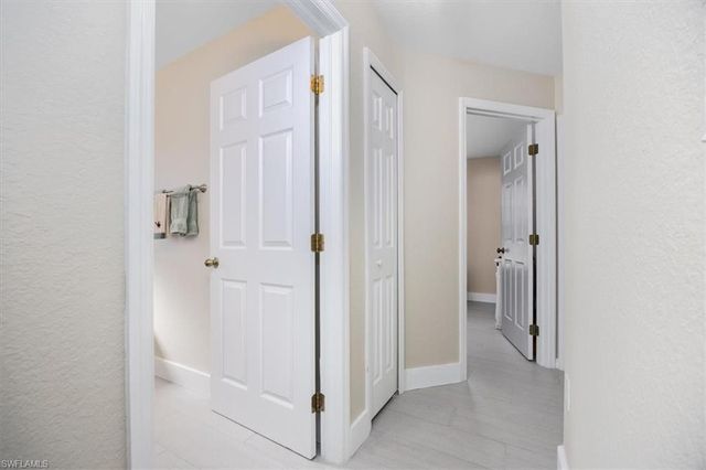 20 NE 8th PL, Cape Coral, FL 33909