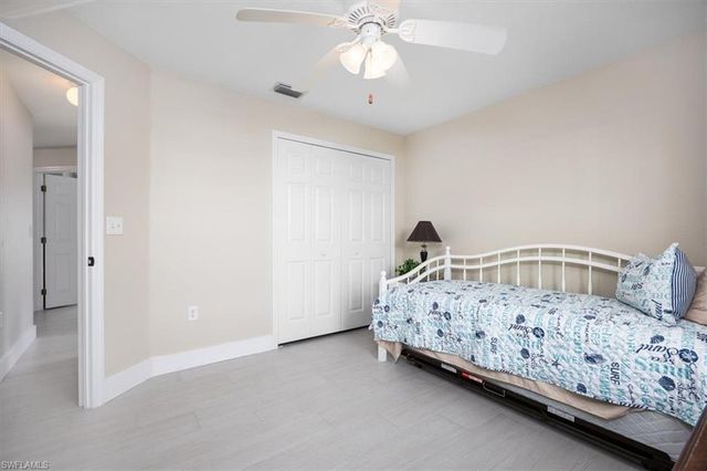 20 NE 8th PL, Cape Coral, FL 33909