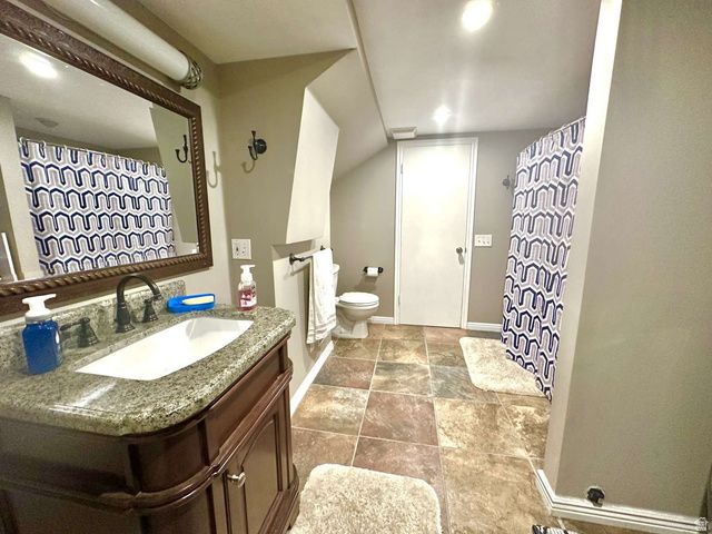 9573 S BUTTONWOOD DR, Sandy, UT 84092