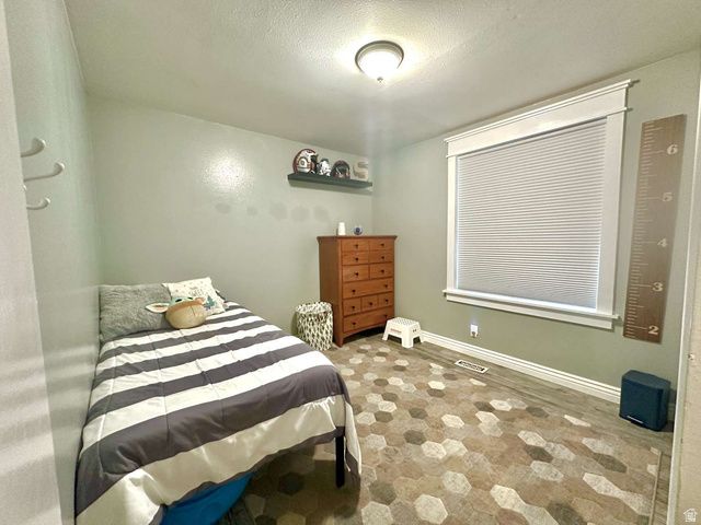 9573 S BUTTONWOOD DR, Sandy, UT 84092
