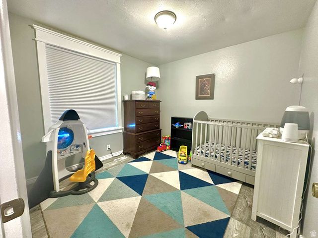 9573 S BUTTONWOOD DR, Sandy, UT 84092