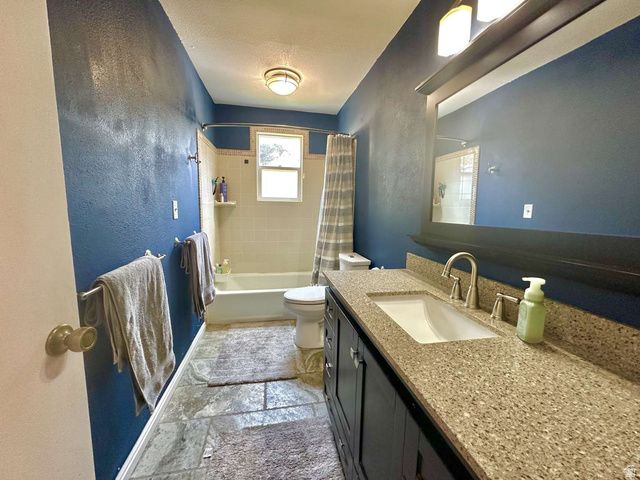 9573 S BUTTONWOOD DR, Sandy, UT 84092