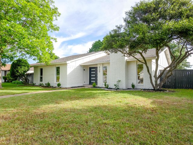 909 STONE TRAIL Drive, Plano, TX 75023