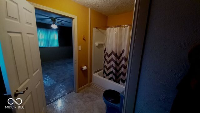 9425 Pepperidge Drive, Indianapolis, IN 46235