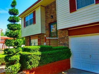 9425 Pepperidge Drive, Indianapolis, IN 46235