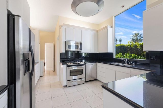 47186 El Agadir, Palm Desert, CA 92260