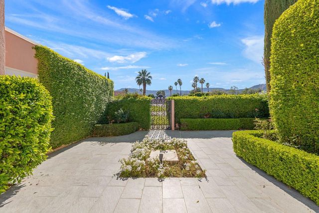 47186 El Agadir, Palm Desert, CA 92260