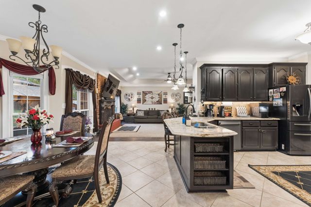 960 Stones River Rd, La Vergne, TN 37086