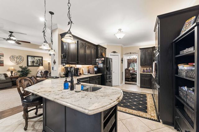 960 Stones River Rd, La Vergne, TN 37086
