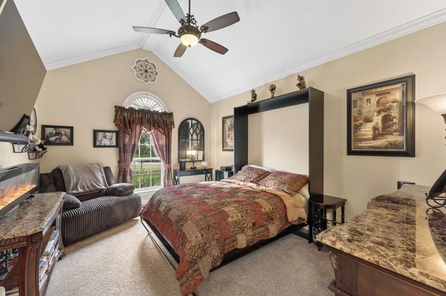 960 Stones River Rd, La Vergne, TN 37086