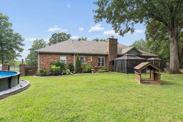 960 Stones River Rd, La Vergne, TN 37086