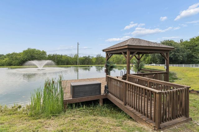 960 Stones River Rd, La Vergne, TN 37086