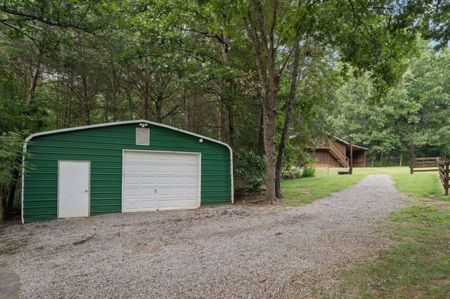 960 Stones River Rd, La Vergne, TN 37086