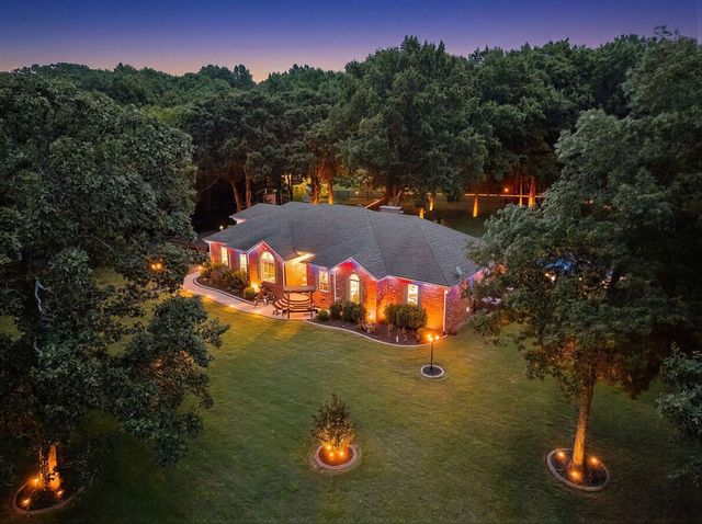 960 Stones River Rd, La Vergne, TN 37086