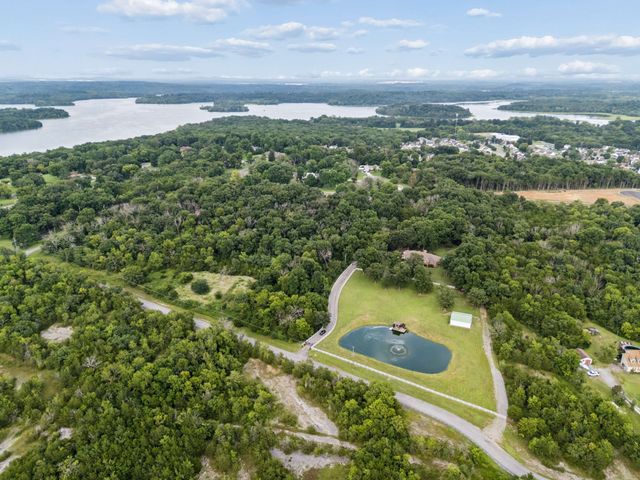 960 Stones River Rd, La Vergne, TN 37086