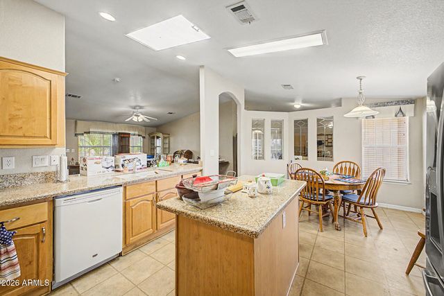 8840 E SUNLAND Avenue 119, Mesa, AZ 85208