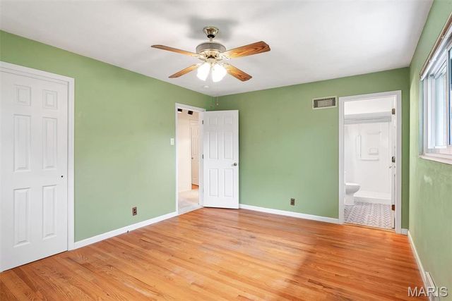 12205 Renwick Drive, St Louis, MO 63128