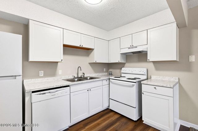 245 Mcdonnell Avenue, 107, Biloxi, MS 39531