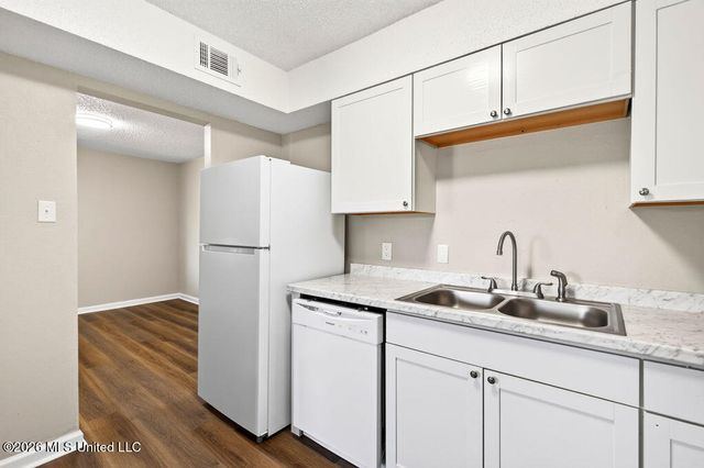 245 Mcdonnell Avenue, 107, Biloxi, MS 39531