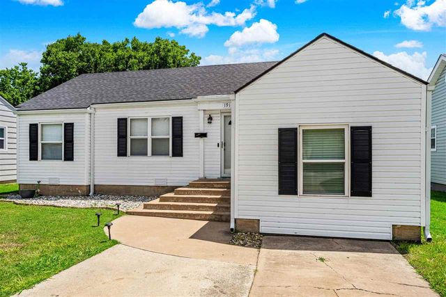 1916 NW Cherry Ave, Lawton, OK 73507