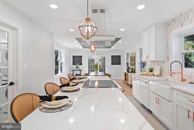 617 GREENBRIER DR, Silver Spring, MD 20910