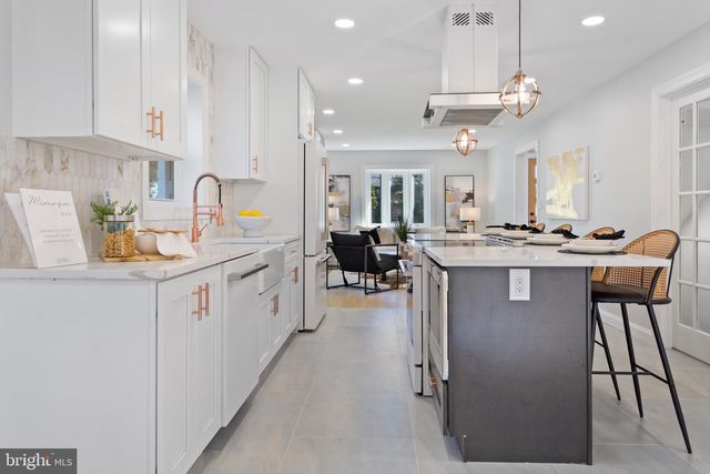 617 GREENBRIER DR, Silver Spring, MD 20910