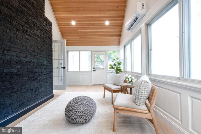 617 GREENBRIER DR, Silver Spring, MD 20910