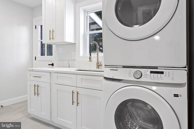 617 GREENBRIER DR, Silver Spring, MD 20910