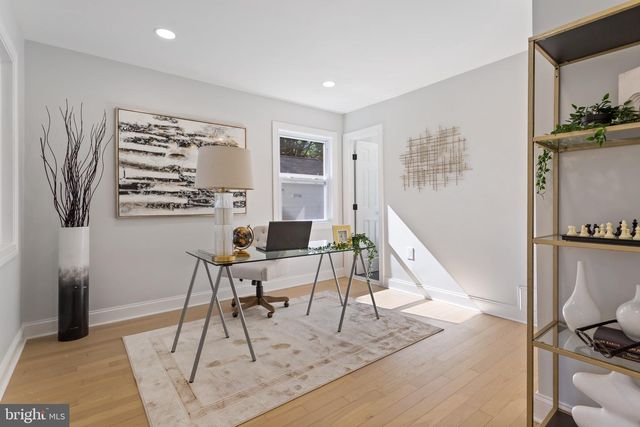 617 GREENBRIER DR, Silver Spring, MD 20910