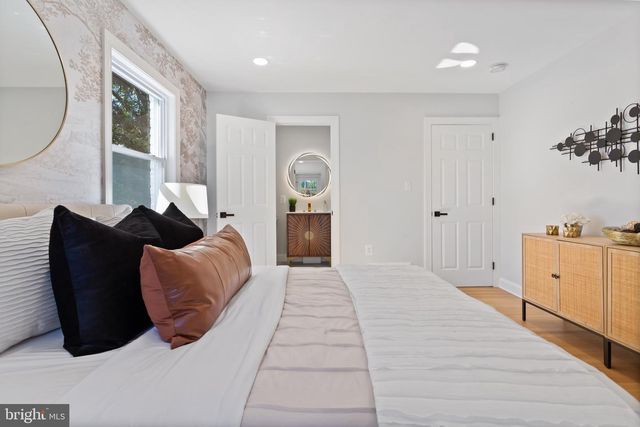 617 GREENBRIER DR, Silver Spring, MD 20910