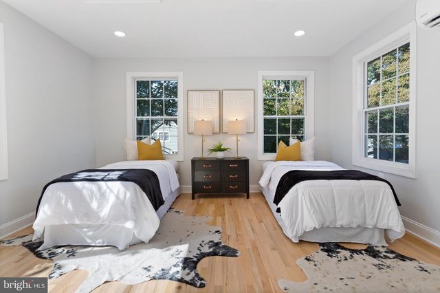 617 GREENBRIER DR, Silver Spring, MD 20910