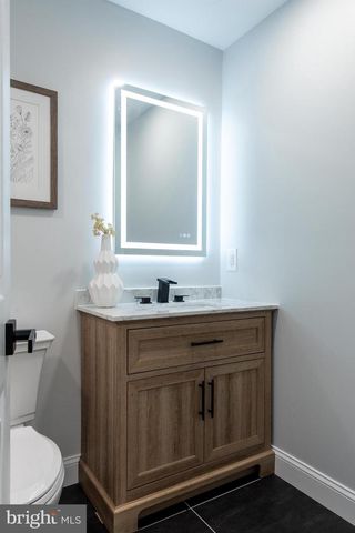 617 GREENBRIER DR, Silver Spring, MD 20910