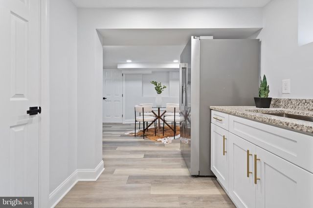 617 GREENBRIER DR, Silver Spring, MD 20910