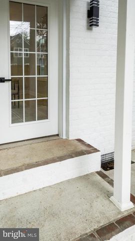 617 GREENBRIER DR, Silver Spring, MD 20910