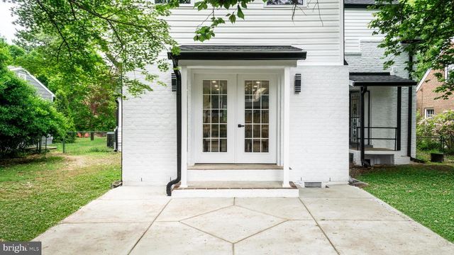 617 GREENBRIER DR, Silver Spring, MD 20910