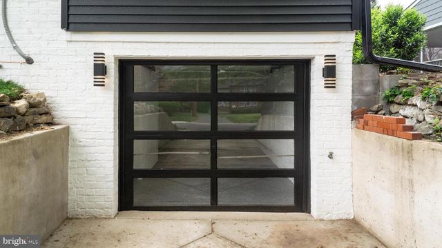 617 GREENBRIER DR, Silver Spring, MD 20910