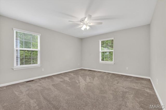 10465 Savannah Avenue, St Louis, MO 63131