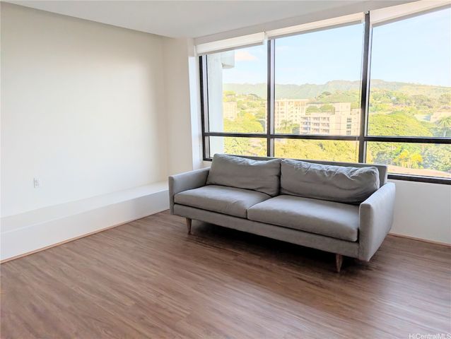 1525 Wilder Avenue 1004, Honolulu, HI 96822