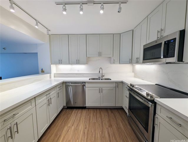 1525 Wilder Avenue 1004, Honolulu, HI 96822