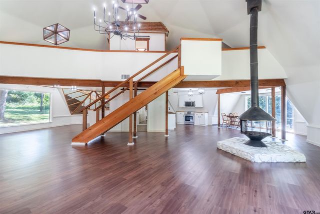 2447 County Road 1147, Tyler, TX 75704