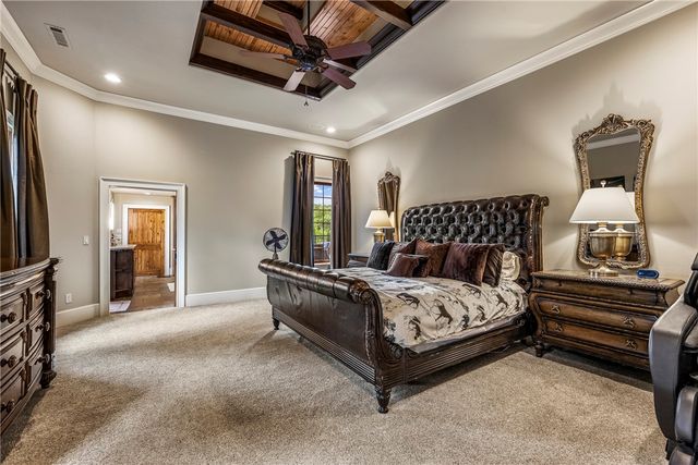 3800 W Norwood Place, Fayetteville, AR 72704