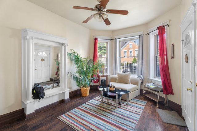 2539 S Sawyer Avenue, Chicago, IL 60623