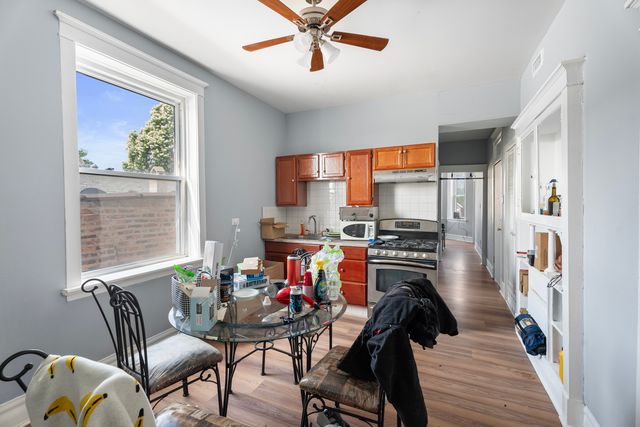 2539 S Sawyer Avenue, Chicago, IL 60623