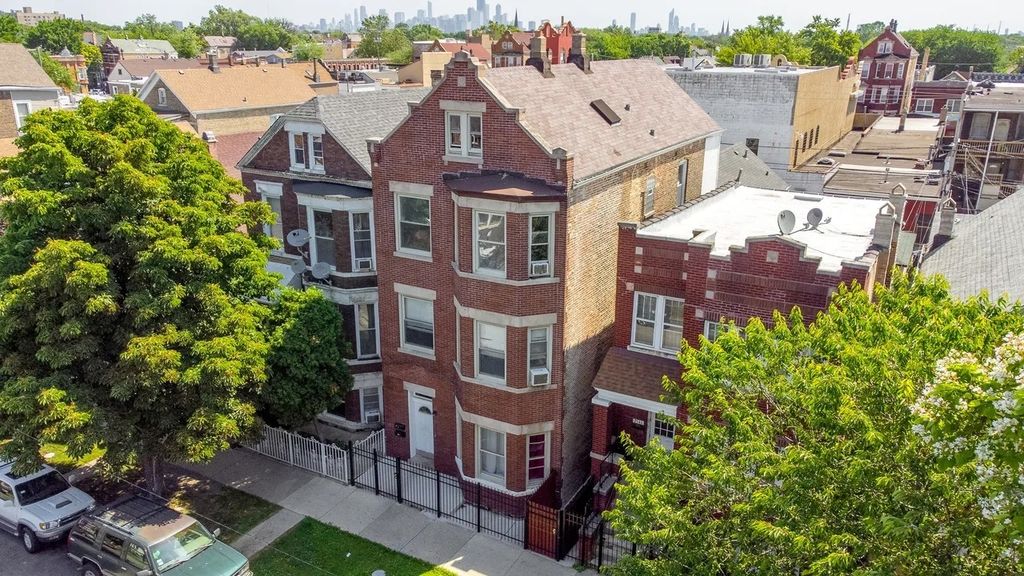 2539 S Sawyer Avenue, Chicago, IL 60623