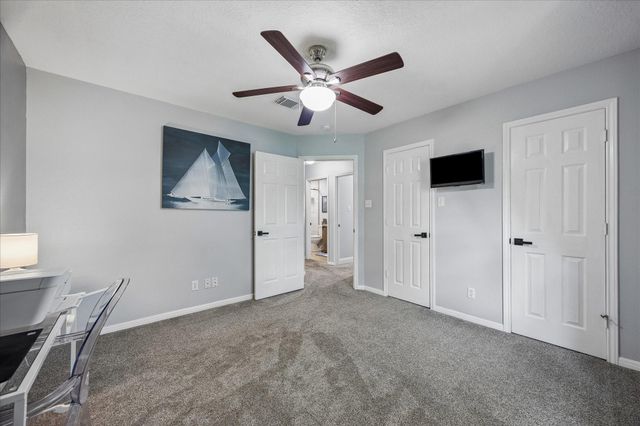 202 W Larkspur Drive, Alvin, TX 77511