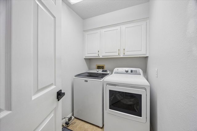 202 W Larkspur Drive, Alvin, TX 77511