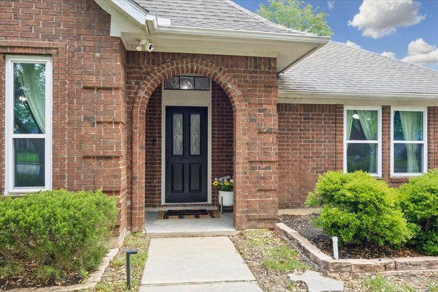 202 W Larkspur Drive, Alvin, TX 77511