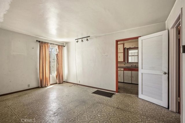 249 N 10th, Upland, CA 91786